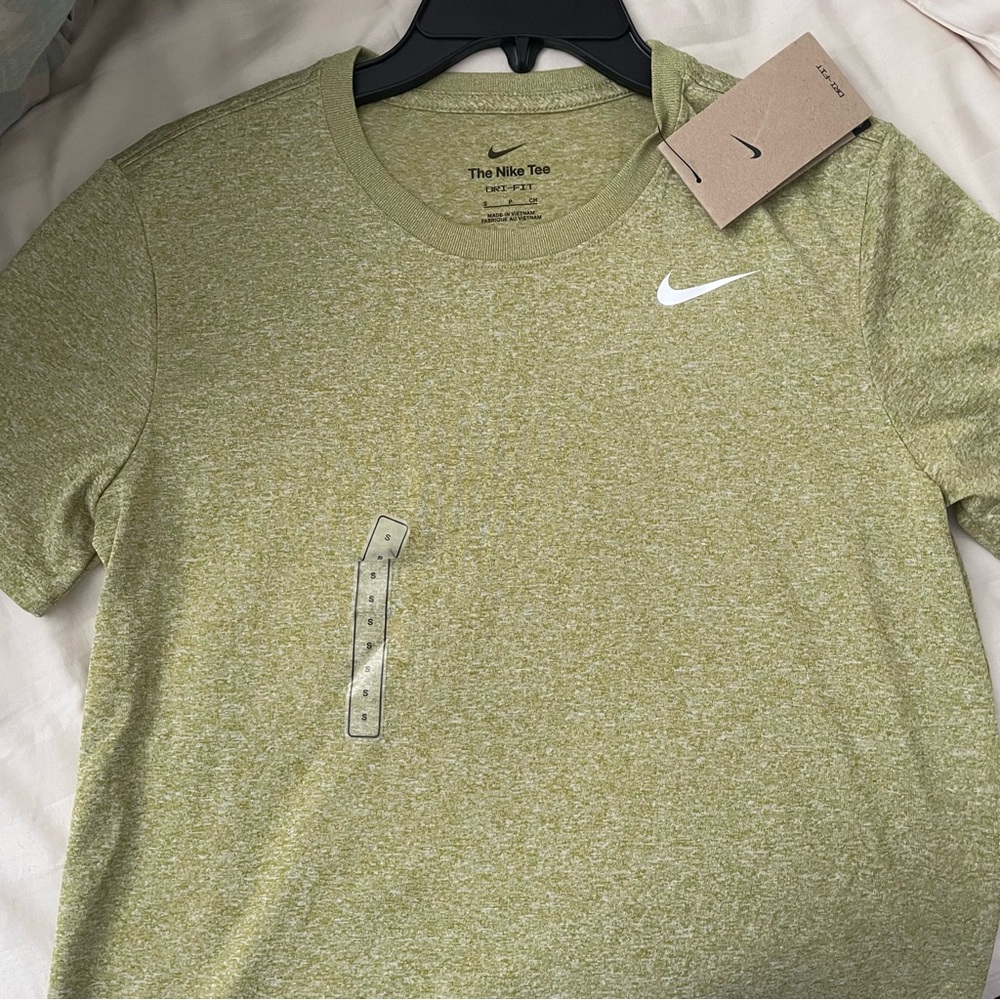 Nike dri fit tee heather forest green size small 4/6 NWT